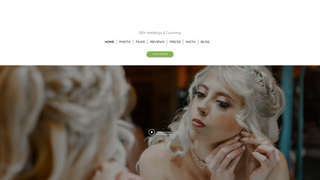 Thumbnail of theauramoments.com