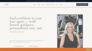 Screenshot of hairbylaura.uk