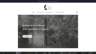 Screenshot of inkandapparitions.com